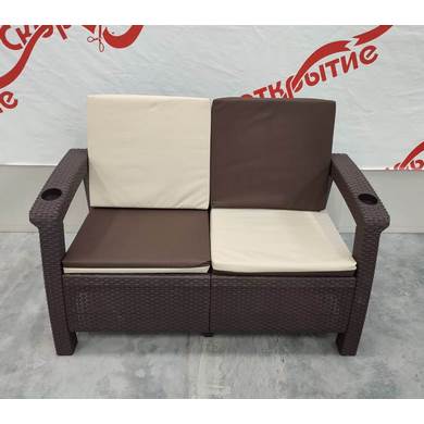 Двухместный диван Yalta Sofa 2 Seat Premium Chocolate с подушками (иск.ротанг)